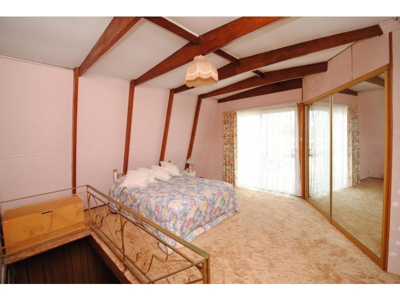 2 Watts Road, Callala Beach NSW 2540