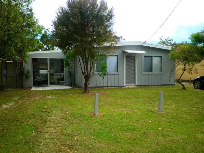 11 Queen Mary Street, Callala Beach NSW 2540