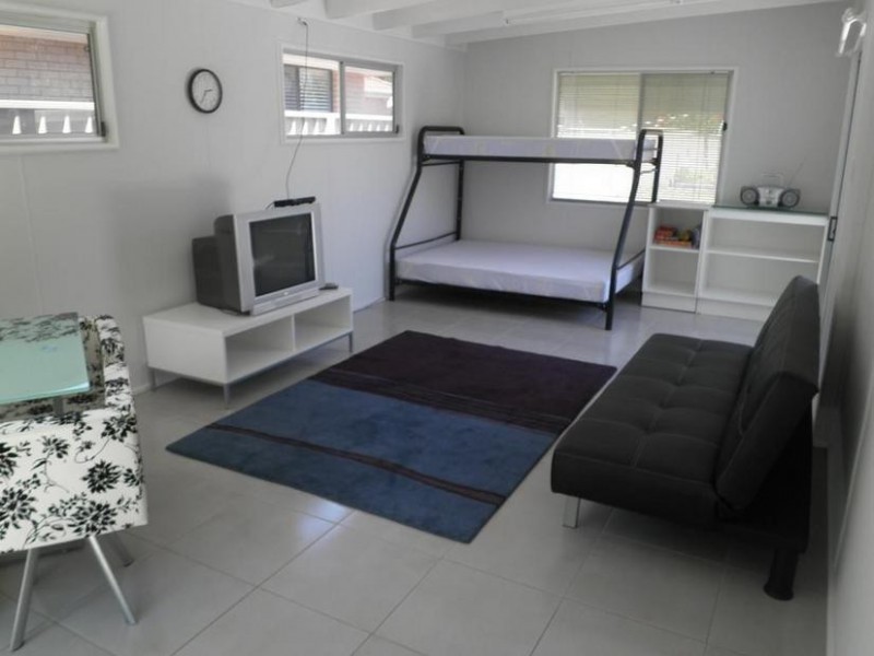 11 Queen Mary Street, Callala Beach NSW 2540