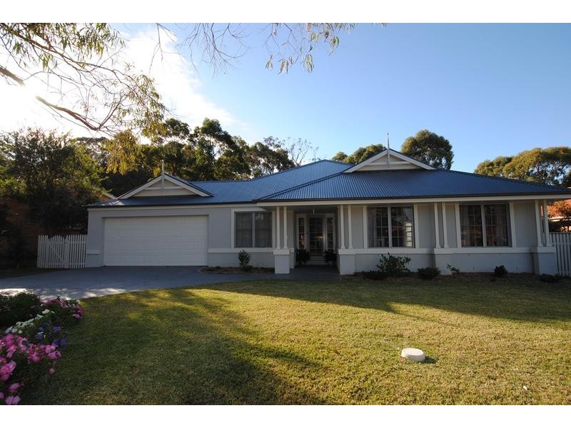 7 Donovan Close, Callala Bay NSW 2540