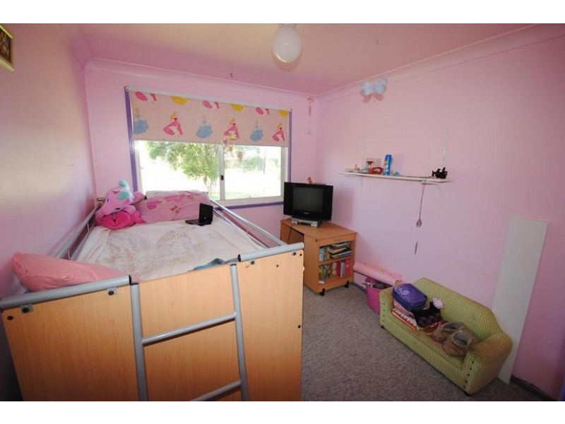 19 Otranto Avenue, Orient Point NSW 2540