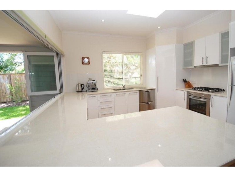 10 Hazelwood Rise, Callala Beach NSW 2540