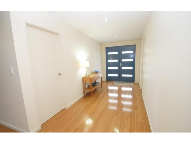 10 Hazelwood Rise, Callala Beach NSW 2540