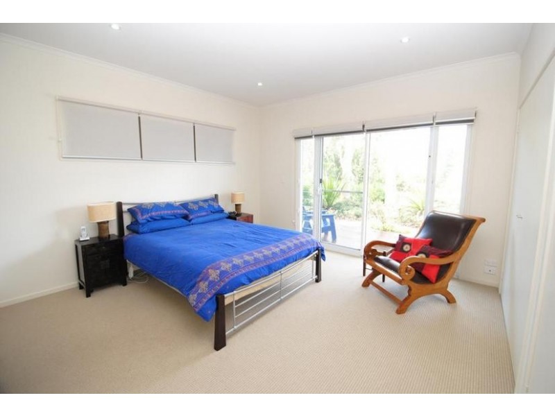 10 Hazelwood Rise, Callala Beach NSW 2540