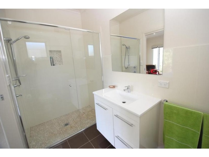 10 Hazelwood Rise, Callala Beach NSW 2540