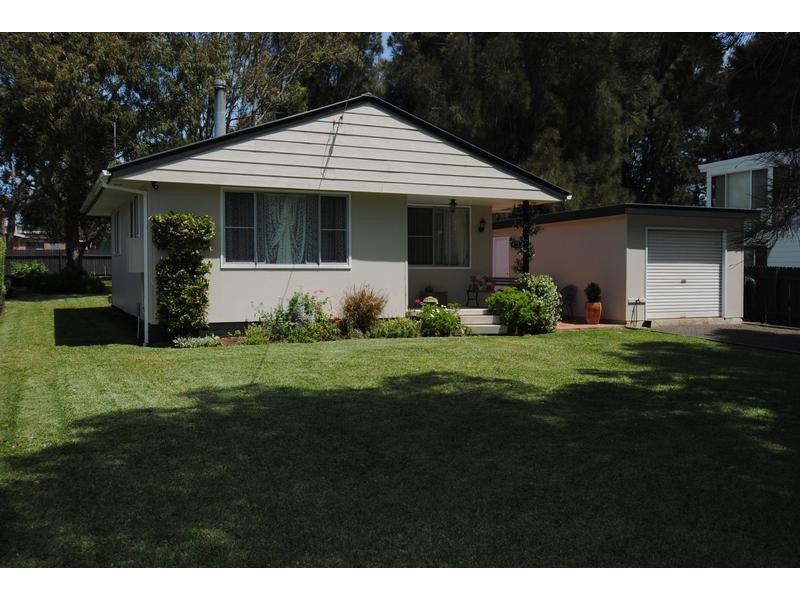 34 Brighton Parade, Culburra Beach NSW 2540