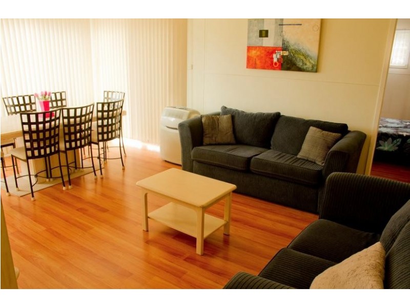 126 Quay Road, Callala Beach NSW 2540