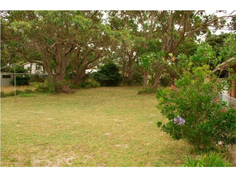 126 Quay Road, Callala Beach NSW 2540