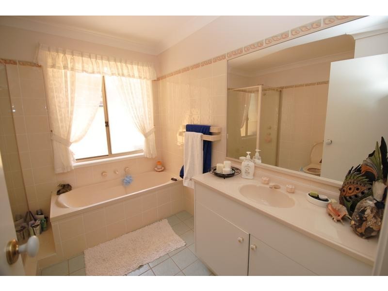 52 Chapman Street, Callala Bay NSW 2540