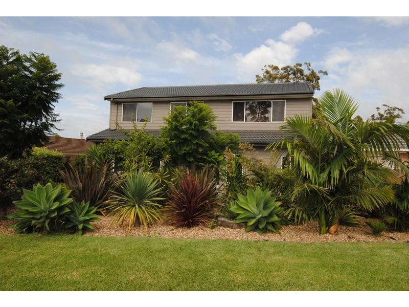 15 Huon Street, Callala Bay NSW 2540