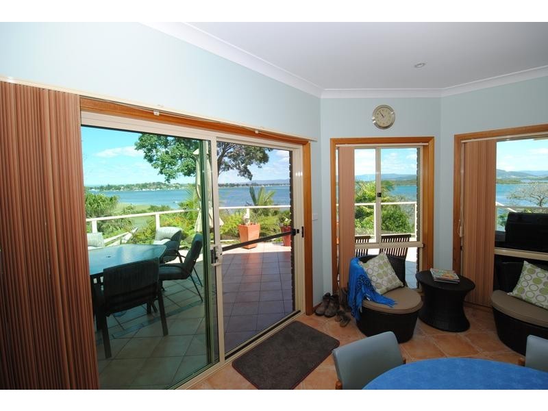 39 Orama Crescent, Orient Point NSW 2540