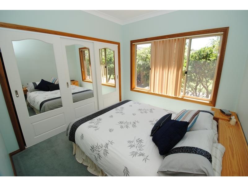 39 Orama Crescent, Orient Point NSW 2540