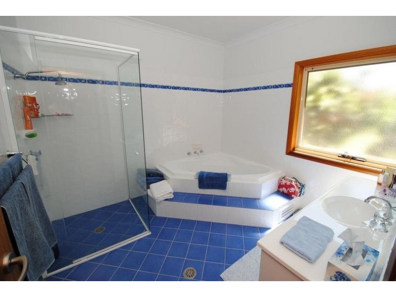 39 Orama Crescent, Orient Point NSW 2540