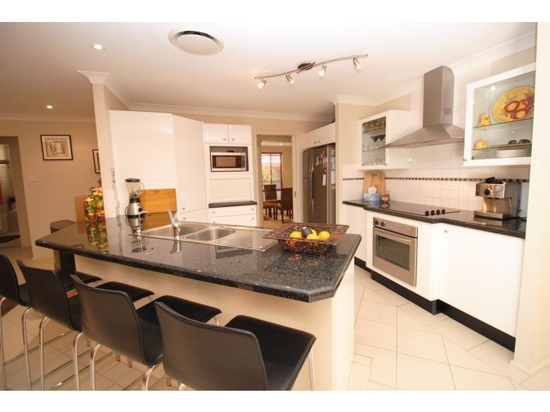 42 Stott Crescent, Callala Bay NSW 2540