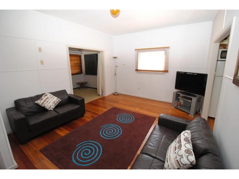 37 Carlton Crescent, Culburra Beach NSW 2540