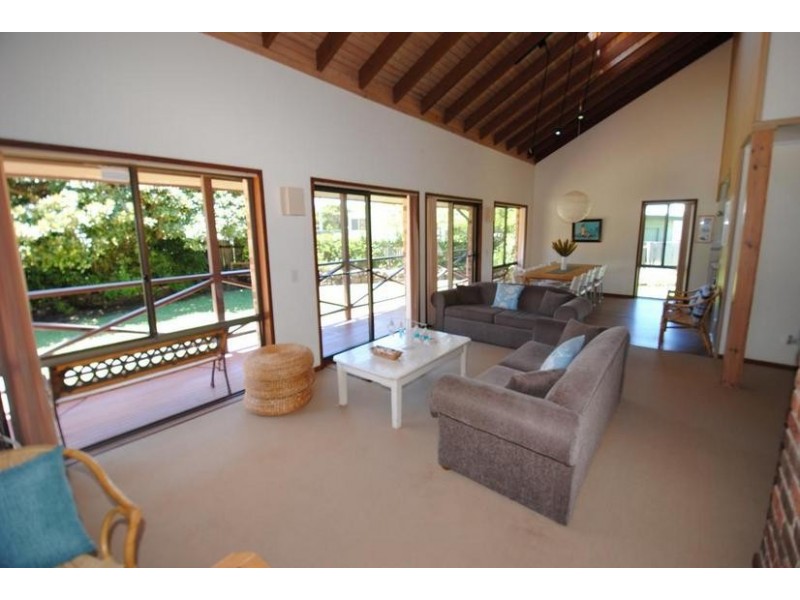 2 The Mall, Culburra Beach NSW 2540