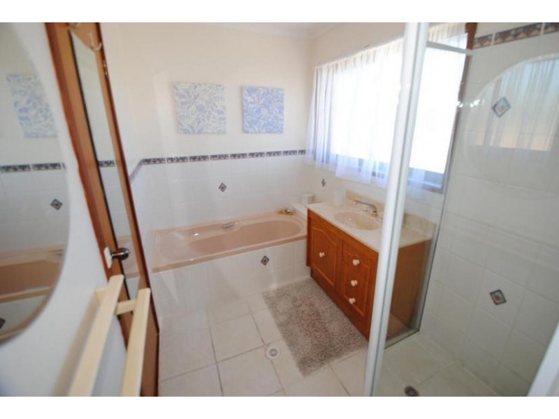 2 The Mall, Culburra Beach NSW 2540