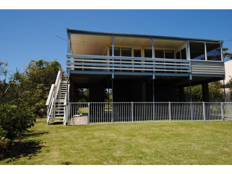 32 Crookhaven Parade, Currarong NSW 2540