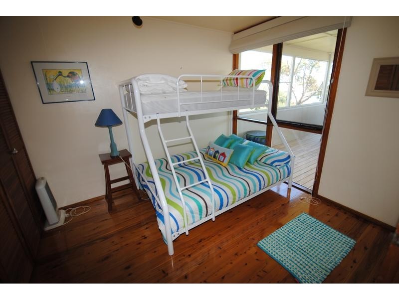 32 Crookhaven Parade, Currarong NSW 2540