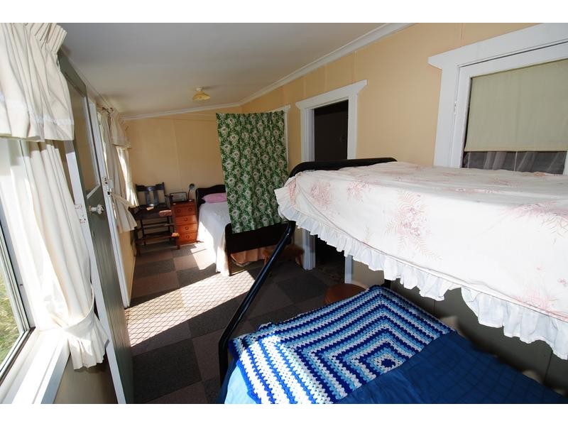 11 Conjola Street, Currarong NSW 2540