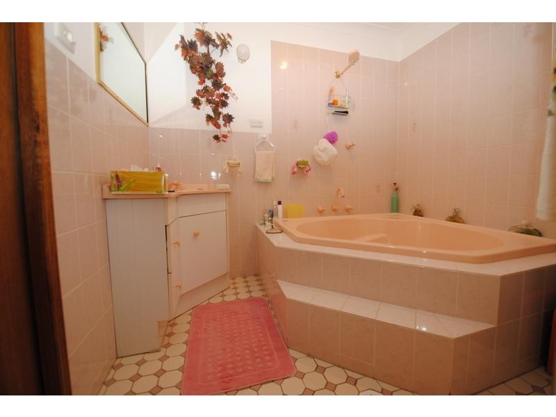 82 Hollingsworth Crescent, Callala Bay NSW 2540