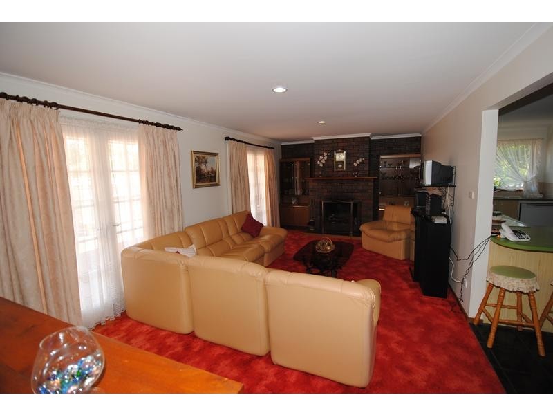 37 The Lake Circuit, Culburra Beach NSW 2540