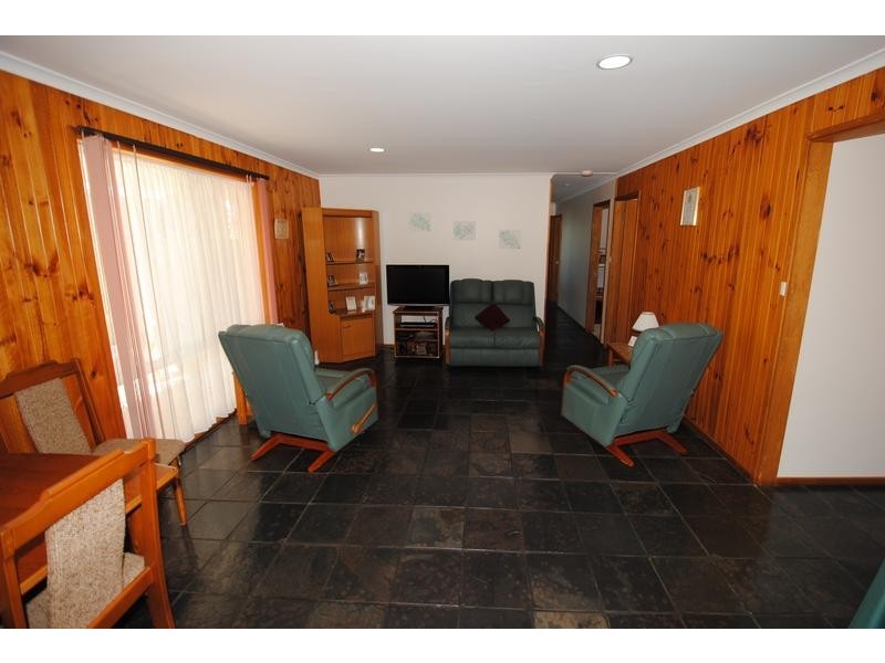 37 The Lake Circuit, Culburra Beach NSW 2540