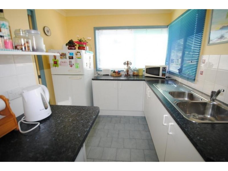 8 The Lake Circuit, Culburra Beach NSW 2540