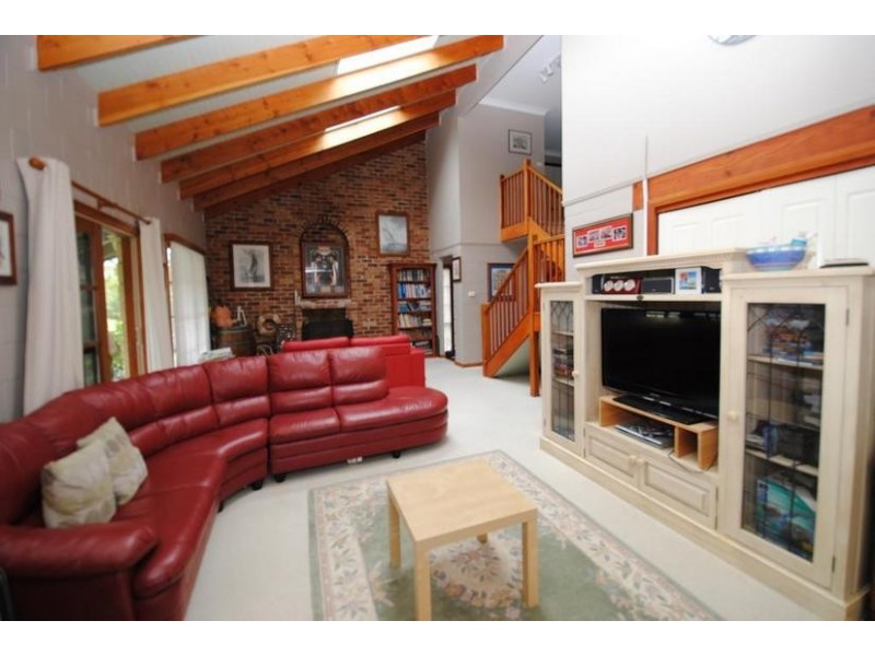 15 Carson Crescent, Callala Bay NSW 2540