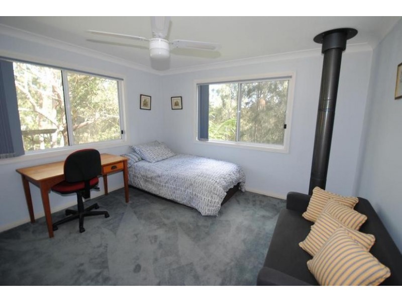 15 Catherine Street, Myola NSW 2540