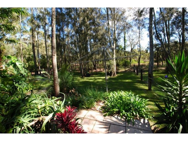 15 Catherine Street, Myola NSW 2540