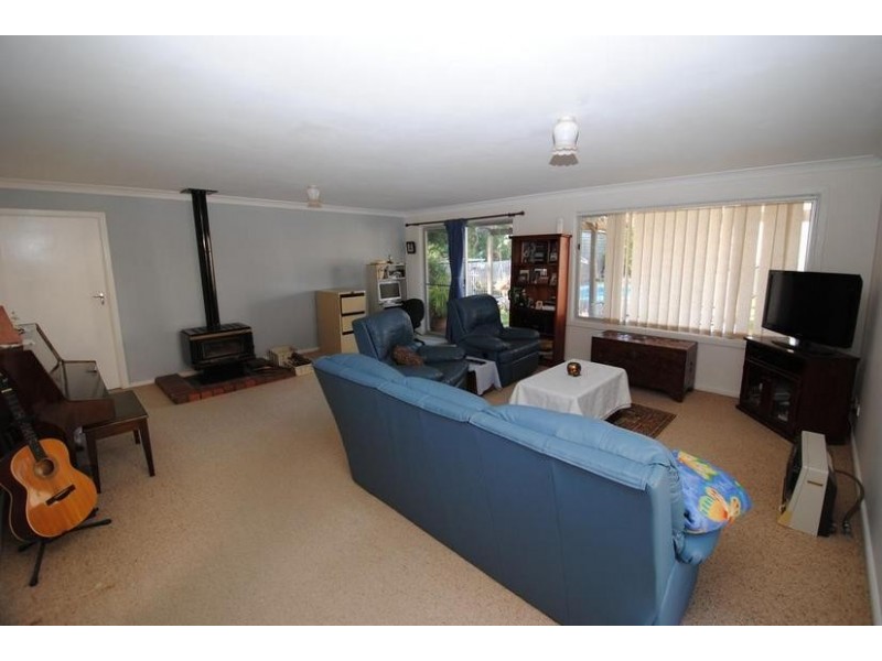 4 Mia Way, Culburra Beach NSW 2540