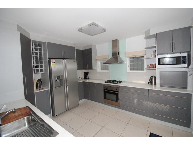 9 Caffrey Circuit, Callala Beach NSW 2540