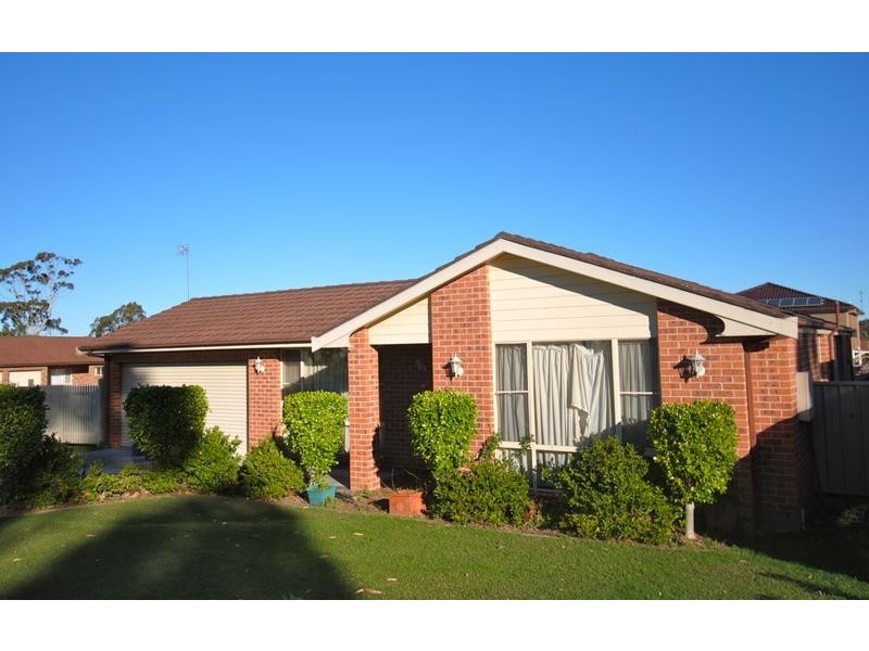 100 Hollingsworth Crescent, Callala Bay NSW 2540