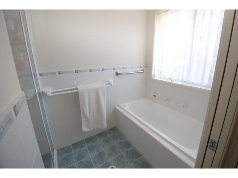 22 Gowlland Crescent, Callala Bay NSW 2540