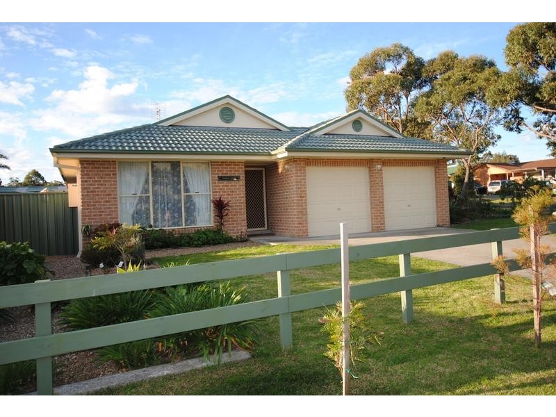 22 Gowlland Crescent, Callala Bay NSW 2540