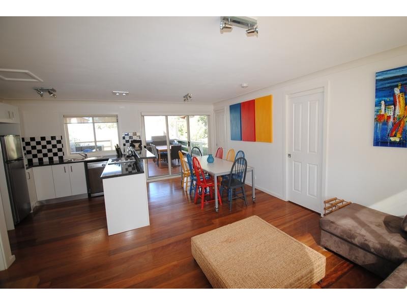 5 Lennox Road, Callala Beach NSW 2540