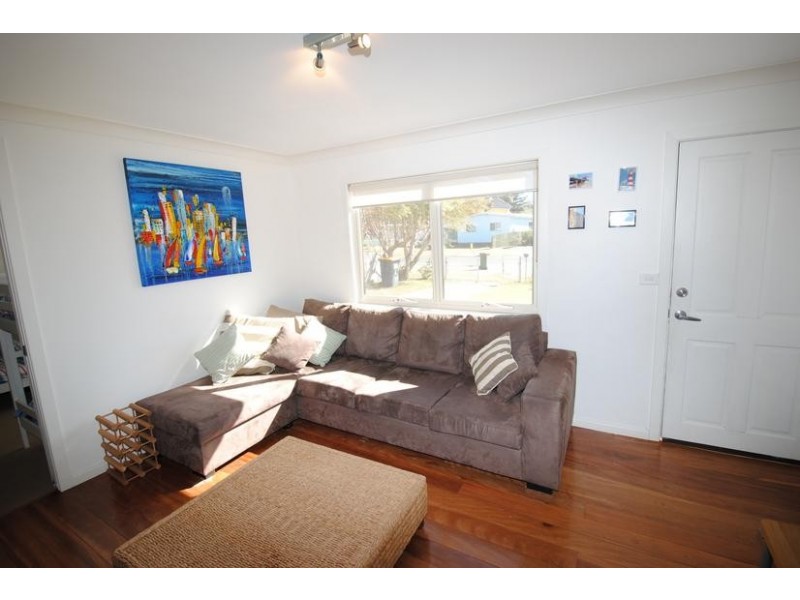 5 Lennox Road, Callala Beach NSW 2540