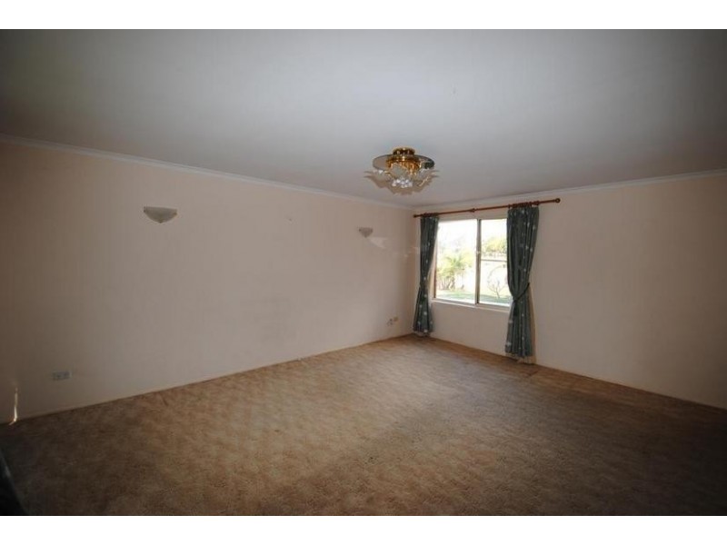 100 Hollingsworth Crescent, Callala Bay NSW 2540