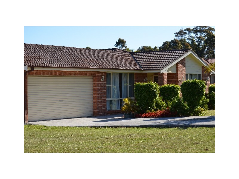 100 Hollingsworth Crescent, Callala Bay NSW 2540