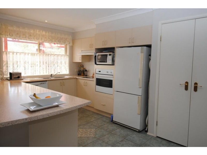 79 Sheaffe Street, Callala Bay NSW 2540