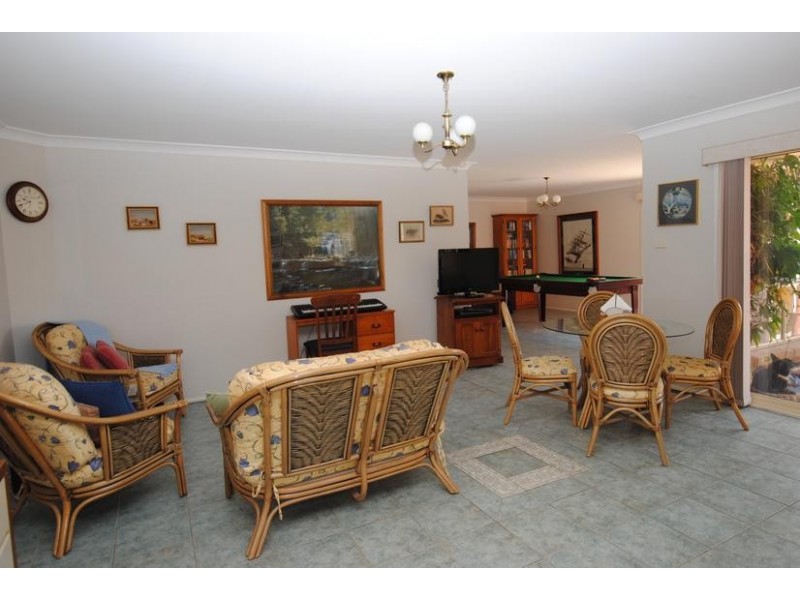 79 Sheaffe Street, Callala Bay NSW 2540