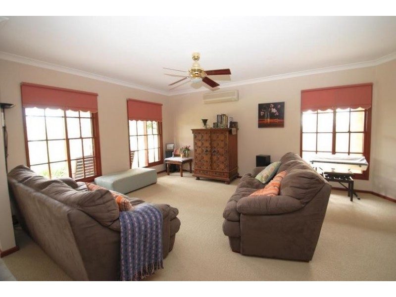 63 Stott Crescent, Callala Bay NSW 2540