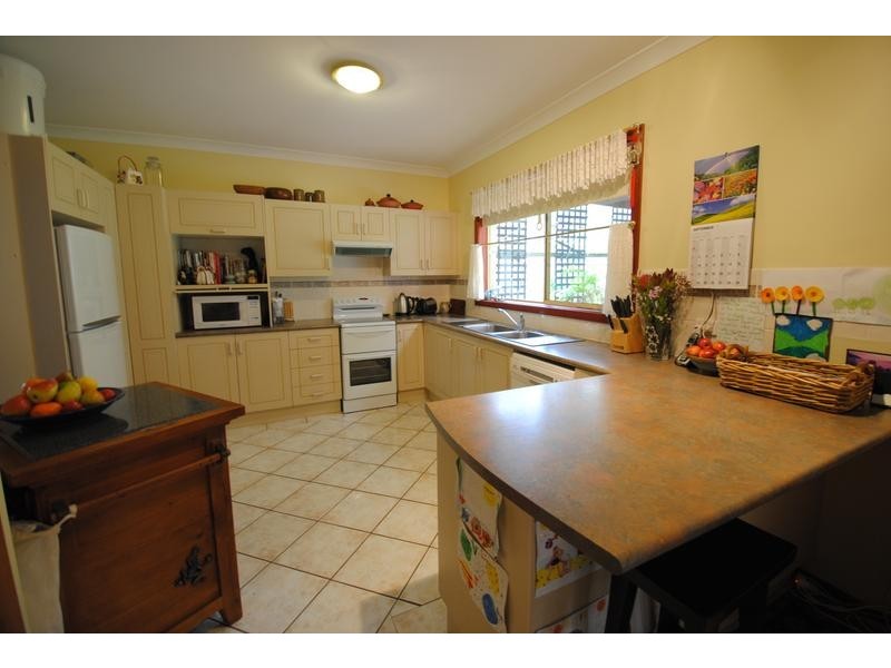 63 Stott Crescent, Callala Bay NSW 2540
