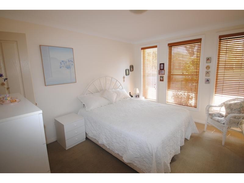 12 Carson Crescent, Callala Bay NSW 2540