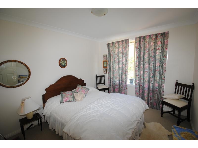 12 Carson Crescent, Callala Bay NSW 2540