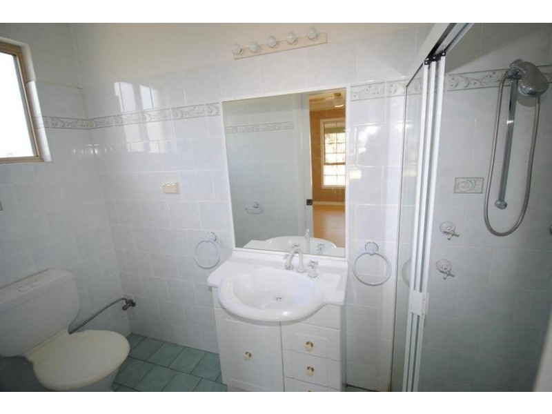 33 Barden Close, Callala Bay NSW 2540