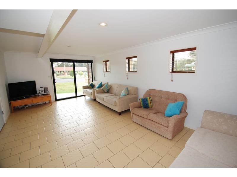 50 Callala Beach Road, Callala Beach NSW 2540