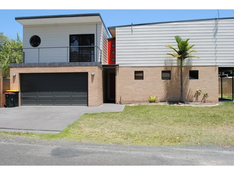 50 Callala Beach Road, Callala Beach NSW 2540