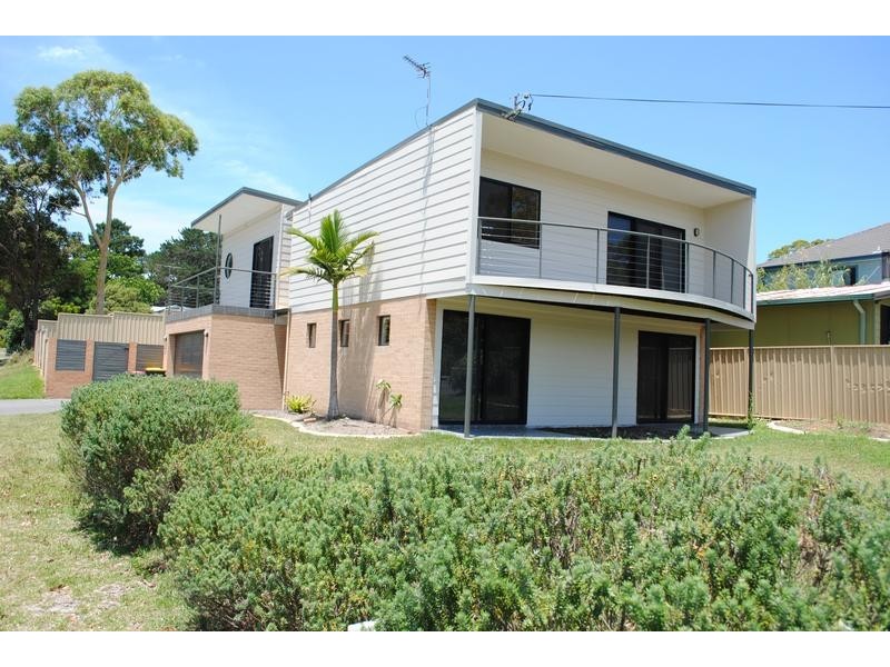 50 Callala Beach Road, Callala Beach NSW 2540